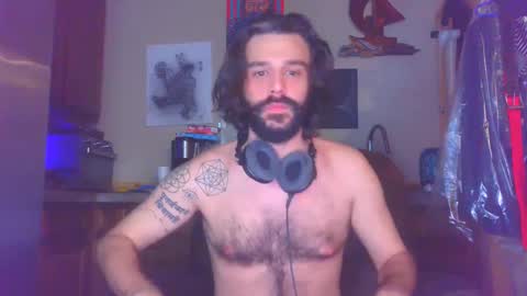 Snapshot of brad1115 chatting on 12-09-24, 05:18 Bradley online show from 12-09-24, 05:18