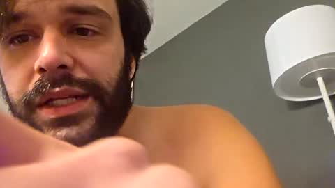 Snapshot of brad1115 chatting on 11-19-25, 12:54 Bradley online show from 11-19-25, 12:54