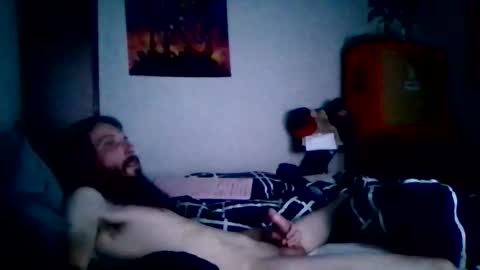 Snapshot of brad1989musiclife chatting on 05-19-26, 06:42 GuitarBrad1989 online show from 05-19-26, 06:42