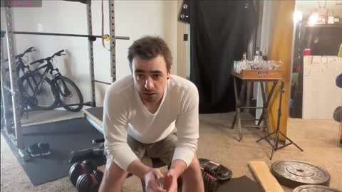 Snapshot of brad_bounce chatting on 01-10-26, 04:03 Brad Ballsy online show from 01-10-26, 04:03