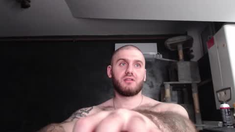 Snapshot of brad_pittfall chatting on 10-29-25, 07:26 ask me online show from 10-29-25, 07:26