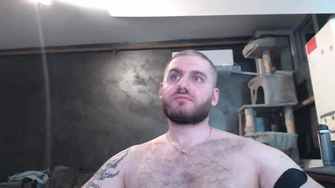 Snapshot of brad_pittfall chatting on 11-09-25, 10:41 ask me online show from 11-09-25, 10:41