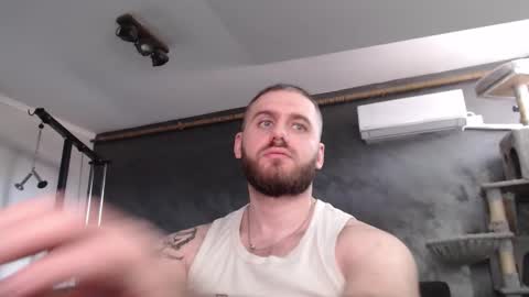 Snapshot of brad_pittfall chatting on 11-21-25, 10:25 ask me online show from 11-21-25, 10:25