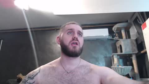 Snapshot of brad_pittfall chatting on 11-25-25, 09:59 ask me online show from 11-25-25, 09:59