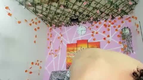 bradboyhot06 online show from 12-16-25, 09:09