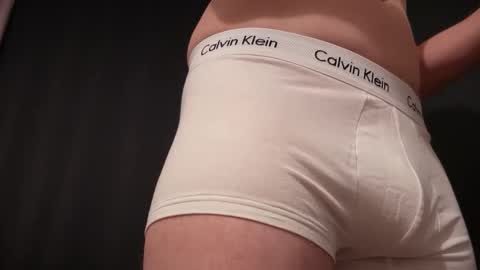 Snapshot of bradley_cock chatting on 12-22-25, 06:49 bradley_cock online show from 12-22-25, 06:49