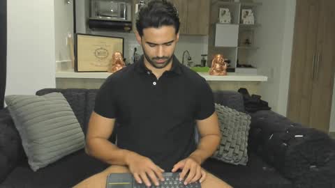 bradleymartin7 online show from 02-13-25, 01:29