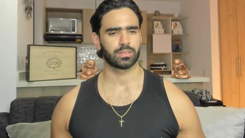 bradleymartin7 online show from 10-09-25, 11:58