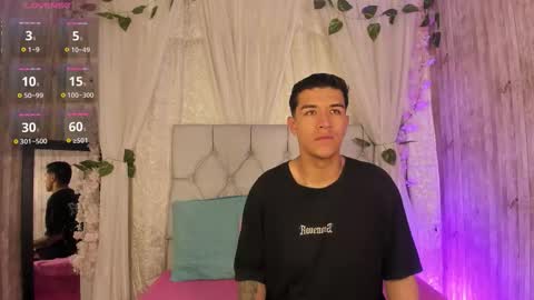 BradLovEmma  online show from 10-12-25, 09:08