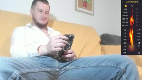 Snapshot of bradryder__ chatting on 03-02-25, 11:18 Call me Alex online show from 03-02-25, 11:18