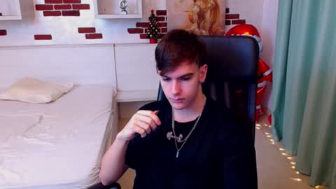 Snapshot of bradyflint chatting on 01-07-26, 05:54 BradyFlint online show from 01-07-26, 05:54