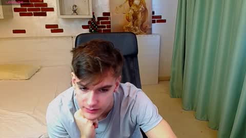 Snapshot of bradyflint chatting on 02-03-26, 06:22 BradyFlint online show from 02-03-26, 06:22