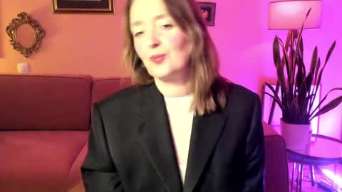 I see you X-twitter its braingirl online show from 03-29-26, 06:19