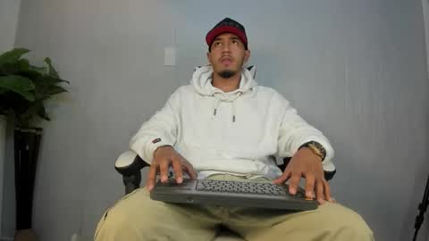 Snapshot of brand_collins chatting on 01-08-26, 11:12 Brand online show from 01-08-26, 11:12