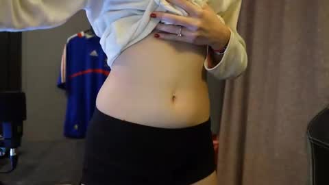 Alice online show from 11-18-25, 03:49