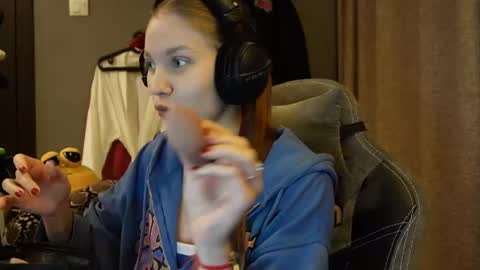 Alice online show from 11-21-25, 03:54