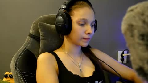 Alice online show from 12-16-25, 04:23