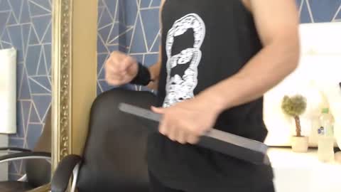 Snapshot of brandoncolee chatting on 02-20-25, 12:36 BrandonCole online show from 02-20-25, 12:36