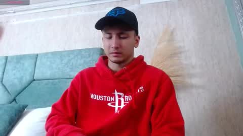 Snapshot of brandoncolee chatting on 02-25-25, 12:13 BrandonCole online show from 02-25-25, 12:13