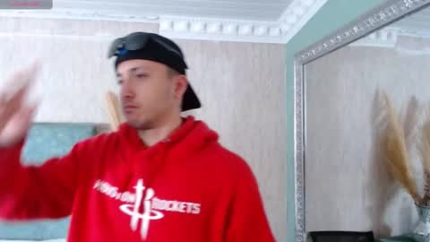 Snapshot of brandoncolee chatting on 02-28-25, 12:20 BrandonCole online show from 02-28-25, 12:20