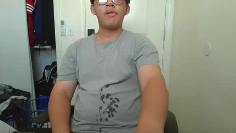 Snapshot of brandonsf1234340456 chatting on 09-17-25, 08:32 brandonsf1234340456 online show from 09-17-25, 08:32