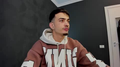 BrandonTateX online show from 03-01-25, 12:23