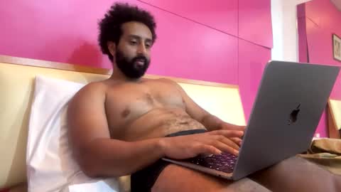 Snapshot of brandy0793 chatting on 03-06-25, 03:35 Daddy online show from 03-06-25, 03:35