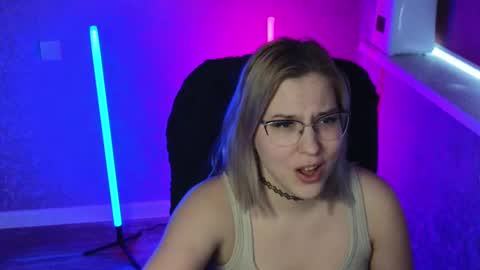 Belle  online show from 03-07-25, 08:13