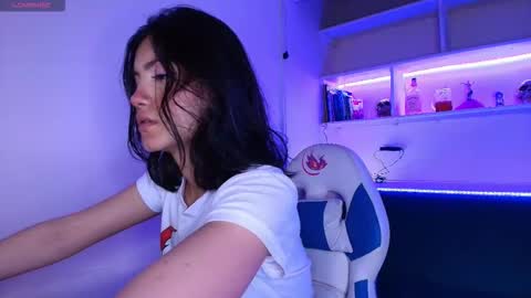 Snapshot of brandy_collinss chatting on 11-16-25, 11:49 Brandy online show from 11-16-25, 11:49