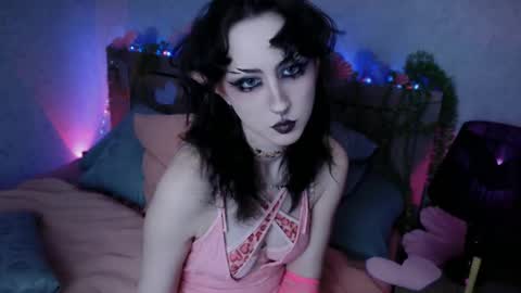 Snapshot of brandy_queen chatting on 02-14-26, 10:12 Aurorabut ur dad just calls me Rory online show from 02-14-26, 10:12
