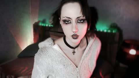 Snapshot of brandy_queen chatting on 02-21-26, 02:07 Aurorabut ur dad just calls me Rory online show from 02-21-26, 02:07