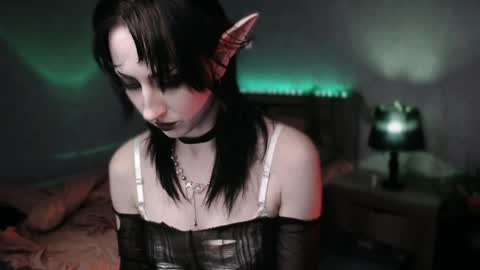 Snapshot of brandy_queen chatting on 03-02-26, 09:49 Aurorabut ur dad just calls me Rory online show from 03-02-26, 09:49