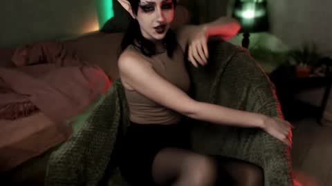 Snapshot of brandy_queen chatting on 03-03-26, 01:17 Aurorabut ur dad just calls me Rory online show from 03-03-26, 01:17