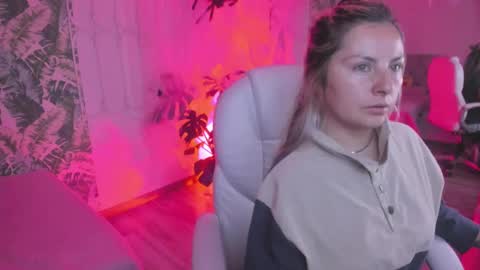 BRANDY  online show from 10-08-25, 11:30