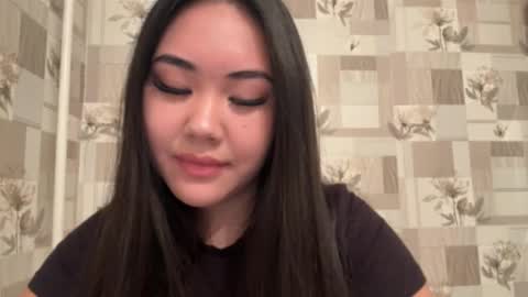 Snapshot of brandysveum chatting on 09-28-25, 02:55 Aypril   online show from 09-28-25, 02:55