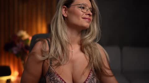 Snapshot of brandywhite chatting on 01-22-25, 04:55 Alex online show from 01-22-25, 04:55