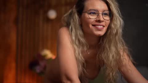 Snapshot of brandywhite chatting on 02-20-25, 05:12 Alex online show from 02-20-25, 05:12