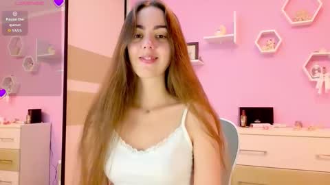 Snapshot of bratty_bun chatting on 10-12-25, 05:34 Annie online show from 10-12-25, 05:34