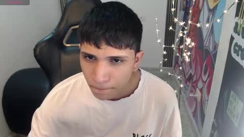 Snapshot of brayan_lopezz chatting on 01-29-25, 12:56 BRAYAN online show from 01-29-25, 12:56