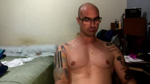 Snapshot of braziliannakedguy chatting on 02-16-25, 12:19 Fabio online show from 02-16-25, 12:19