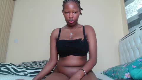 Snapshot of bree_beauty chatting on 06-28-26, 07:36 bree_beauty online show from 06-28-26, 07:36