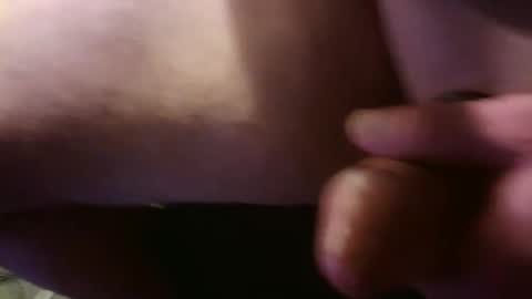 Snapshot of breeder88 chatting on 11-11-25, 03:17 Breeder online show from 11-11-25, 03:17