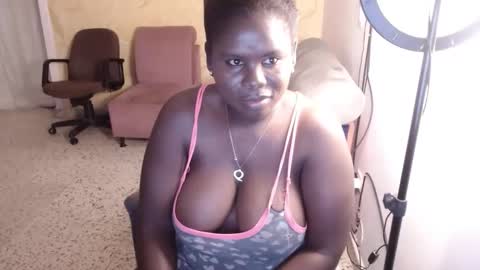 Snapshot of breestaarrs chatting on 12-10-24, 09:23 Valentina online show from 12-10-24, 09:23