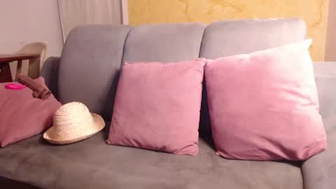 Snapshot of breestaarrs chatting on 12-13-24, 09:57 Valentina online show from 12-13-24, 09:57