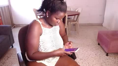 Snapshot of breestaarrs chatting on 01-09-25, 12:30 Valentina online show from 01-09-25, 12:30