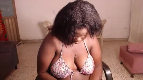 Snapshot of breestaarrs chatting on 02-16-25, 07:26 Valentina online show from 02-16-25, 07:26