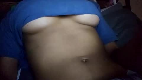 Snapshot of breethebrat chatting on 10-26-25, 04:35 breethebrat online show from 10-26-25, 04:35