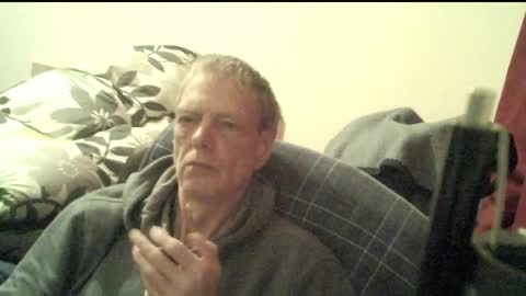 bremer64 online show from 04-05-26, 07:11