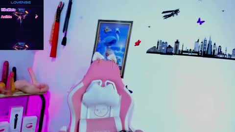 Snapshot of brenda1307 chatting on 01-22-25, 04:13 Brenda moris online show from 01-22-25, 04:13
