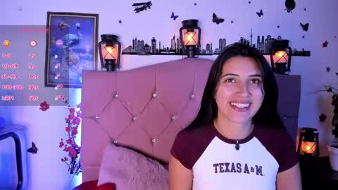 Snapshot of brenda1307 chatting on 09-17-25, 10:00 Brenda moris online show from 09-17-25, 10:00